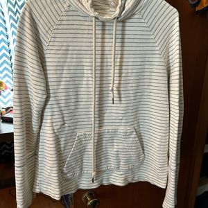 Womens medium sweatshirt
